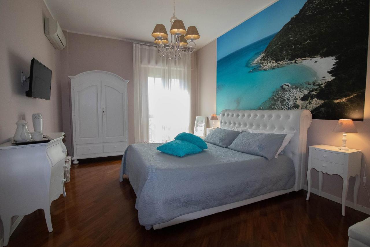 La Casa Di Adele Cagliari B&B Екстер'єр фото